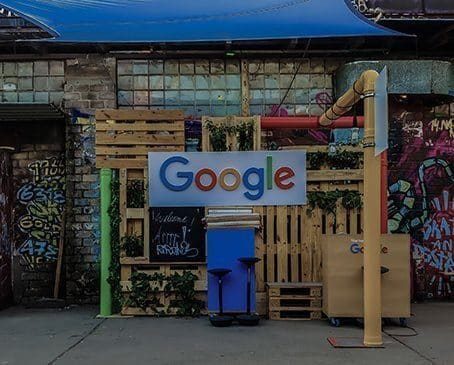 Google Shopping with SEA ads agency: Targeted appeal using optimized shopping ads.